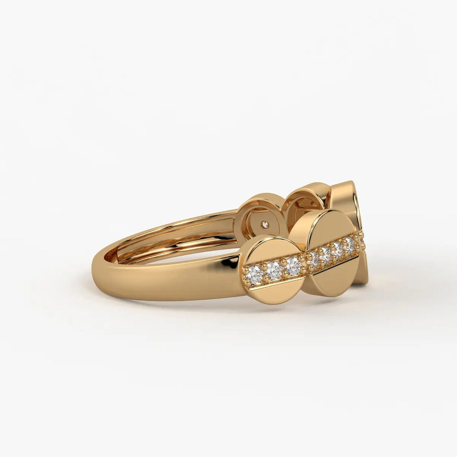 Elvara Glide Oval Spark Ring
