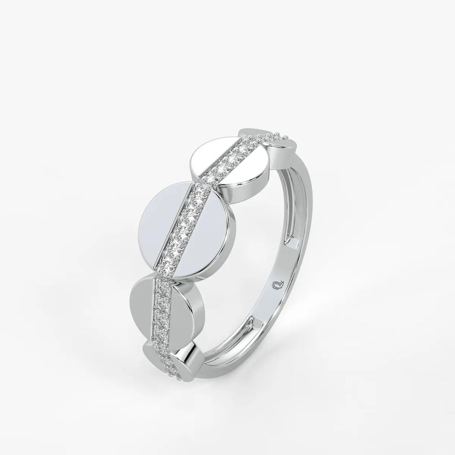 Elvara Glide Oval Spark Ring
