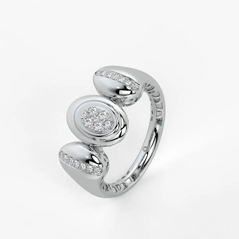 Triluxe Embellish Ring