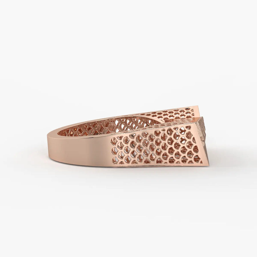 Avant Pyramid Luxe Ring
