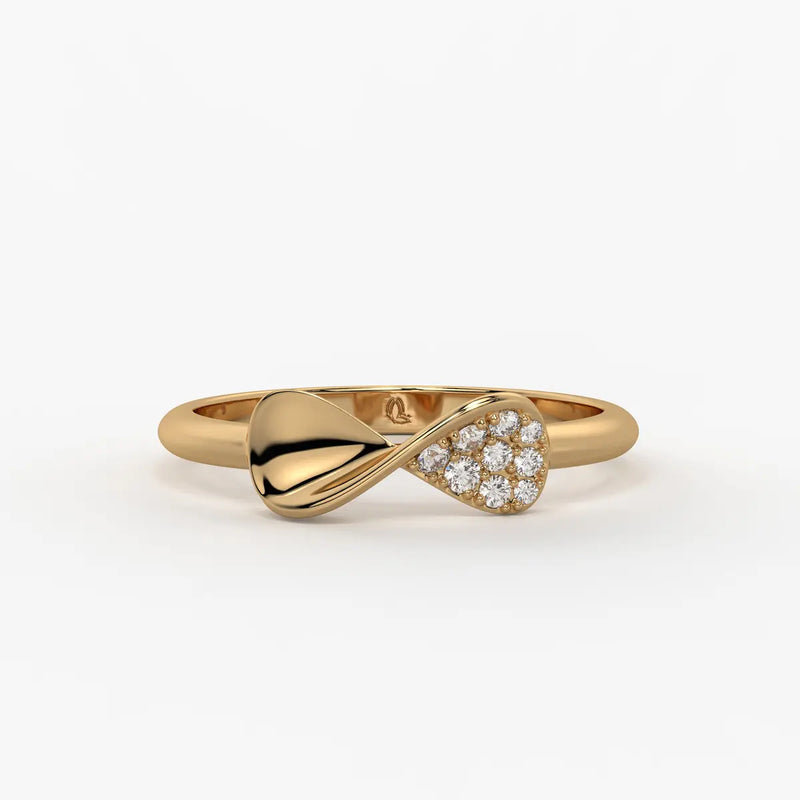 Avelyn Twist Glow Ring