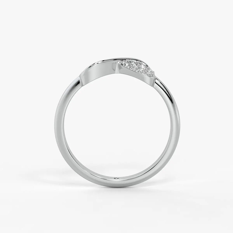Avelyn Twist Glow Ring