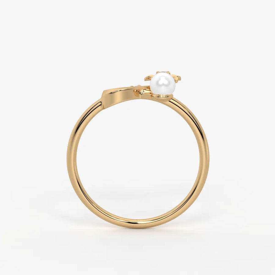Infiora Bloom Pearl Grace Ring