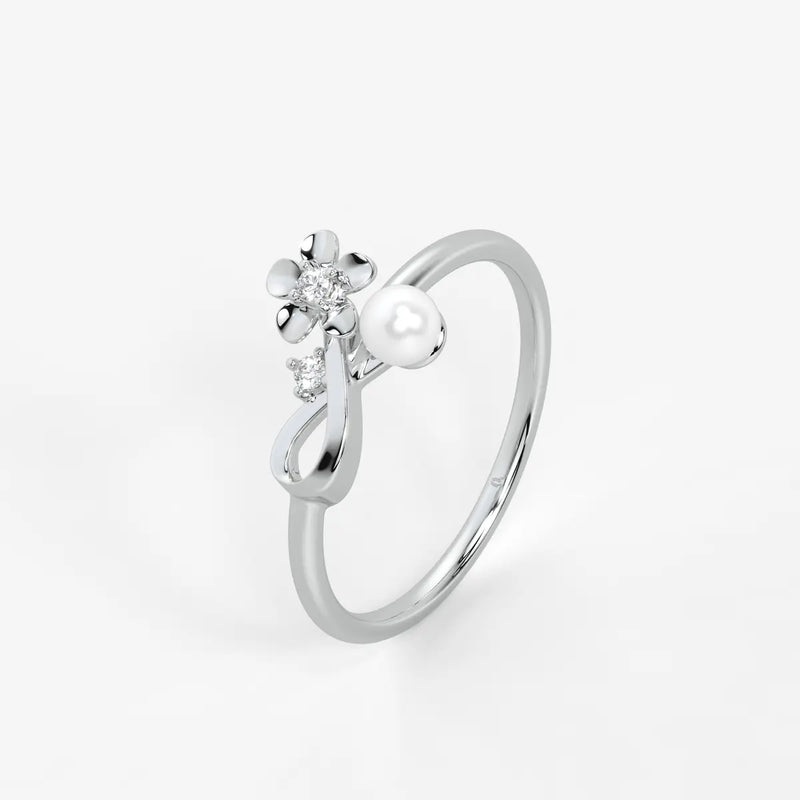 Infiora Bloom Pearl Grace Ring