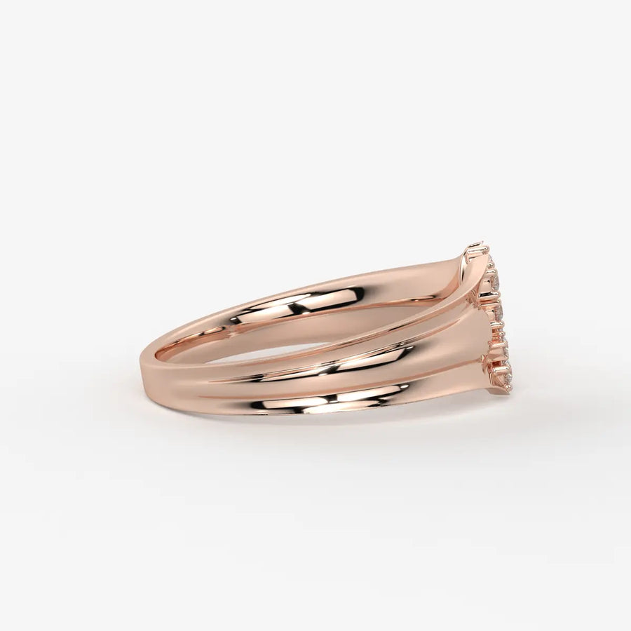 Elvara Bloom Cross Spark Ring
