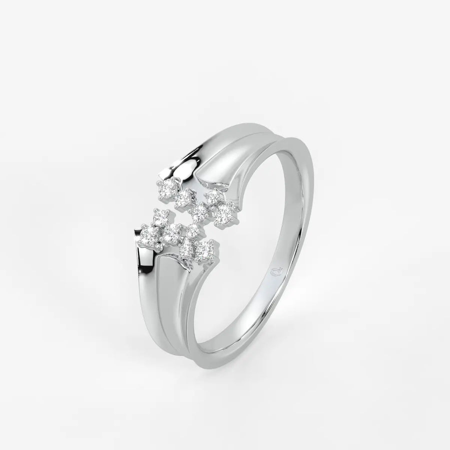 Elvara Bloom Cross Spark Ring