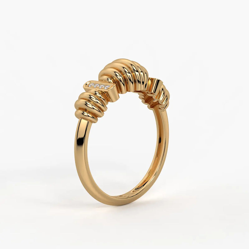 Ribbed Bar Accent Ladies Ring