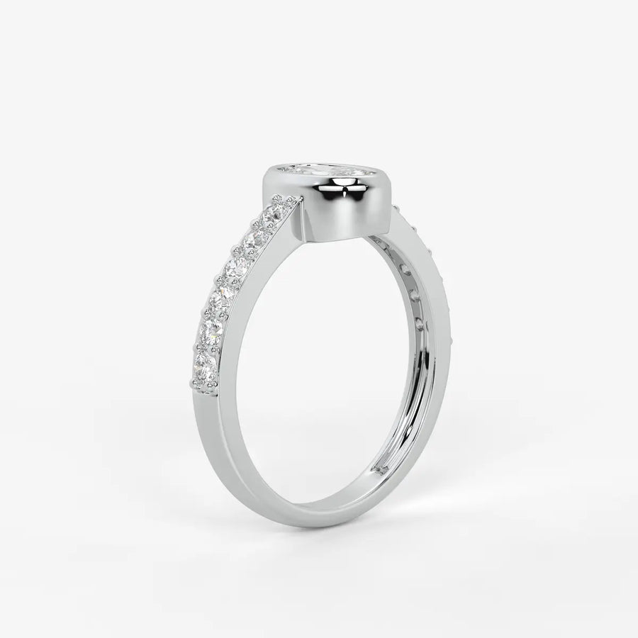 Elowen Oval Halo Diamond Ring