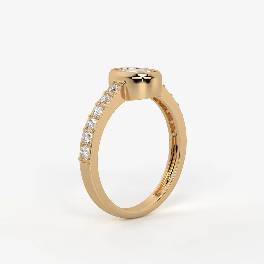 Elowen Oval Halo Diamond Ring