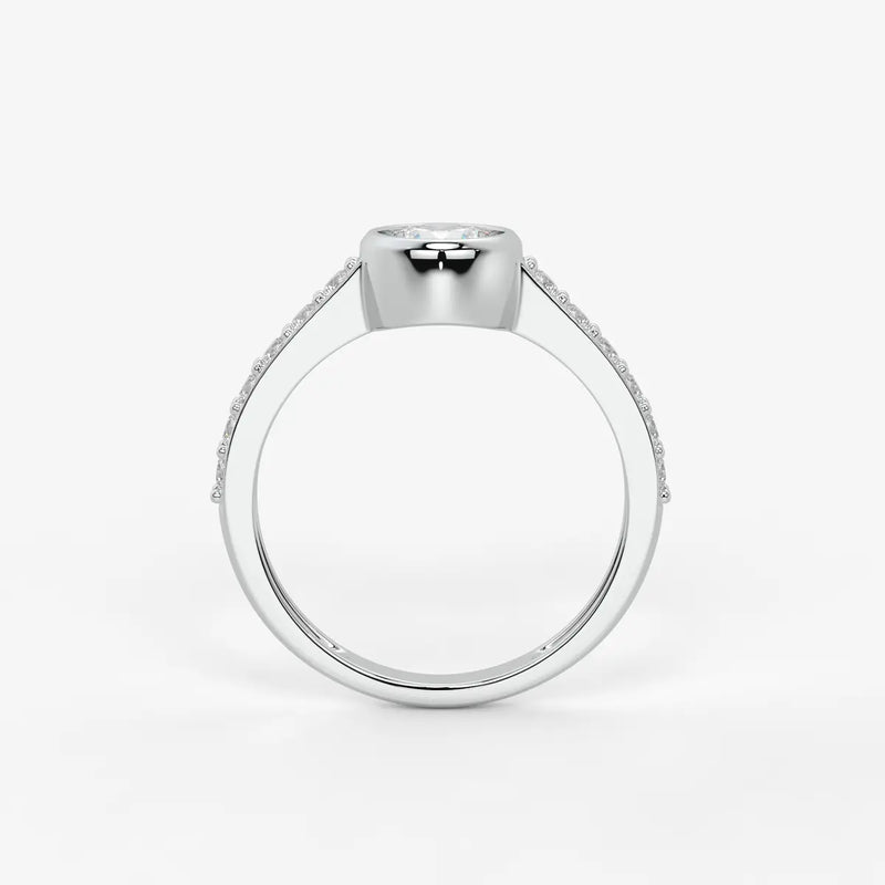 Serenique Round Bezel Diamond Ring