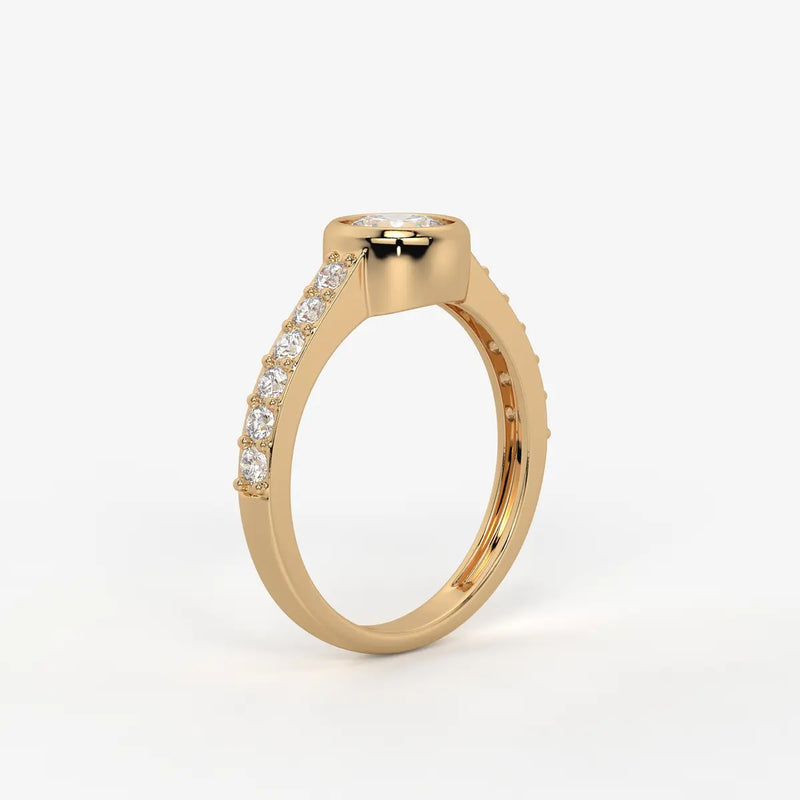 Serenique Round Bezel Diamond Ring
