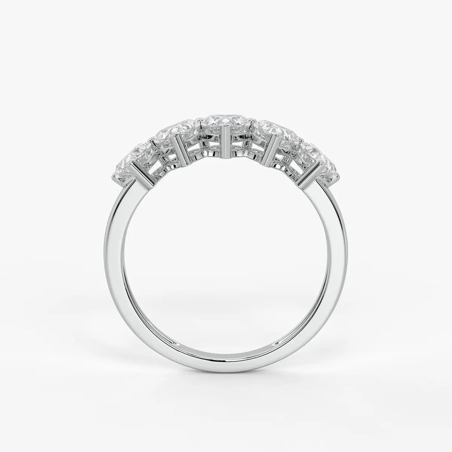 Heartline Verse Diamond Ring