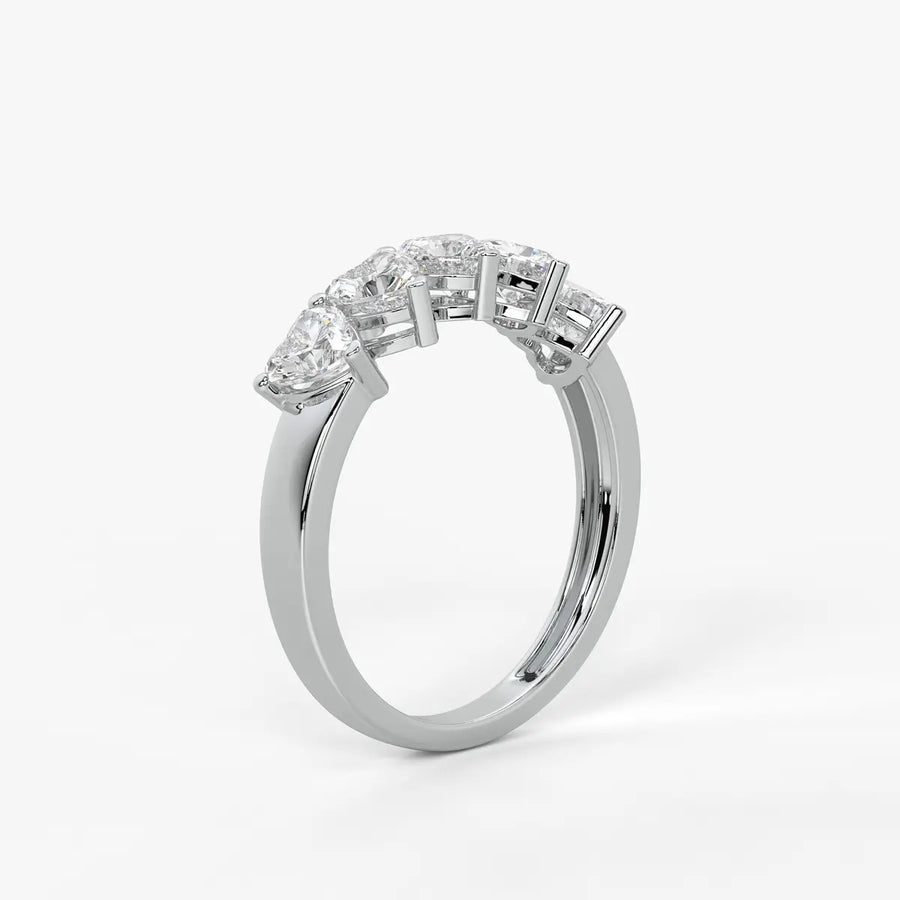 Heartline Verse Diamond Ring