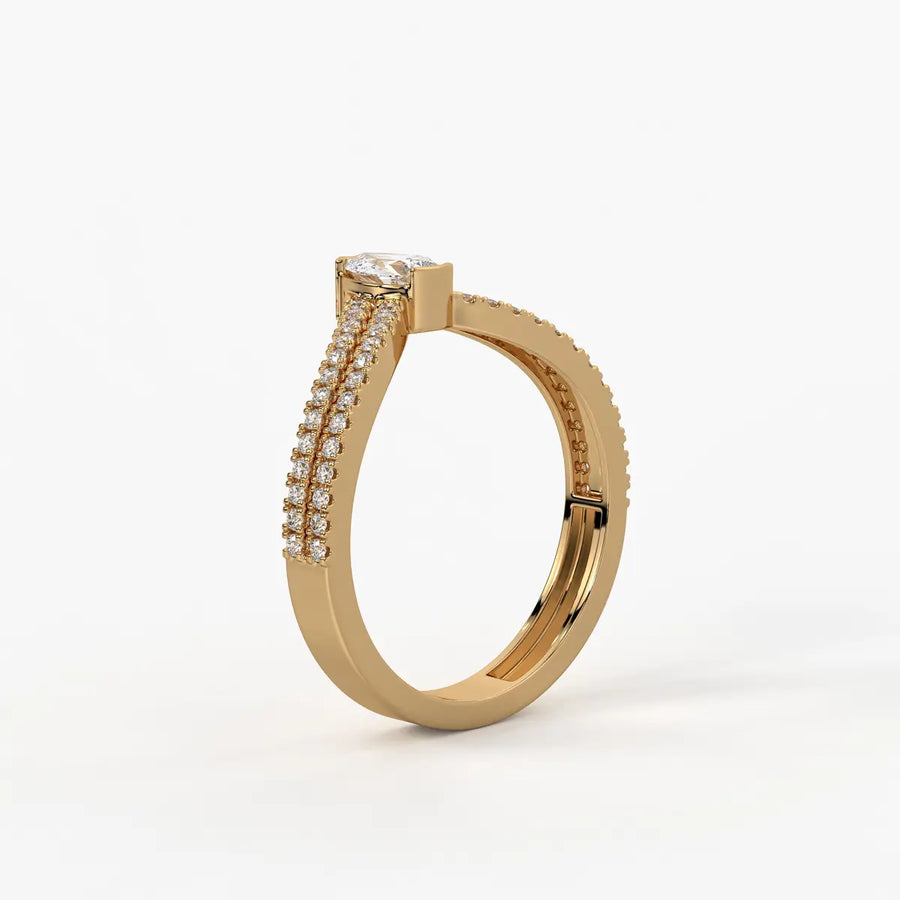 Elaris Pear Solitaire Diamond Ring