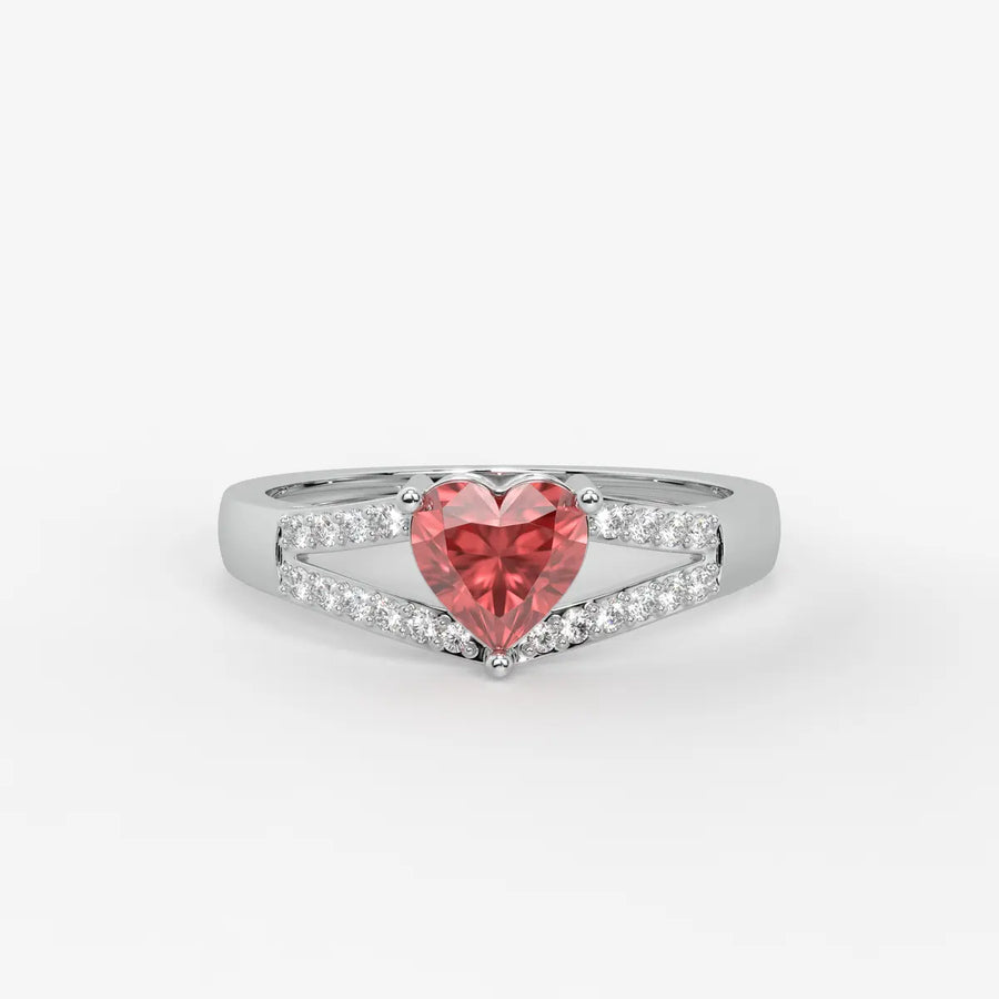 Amora Heartbeam Ring