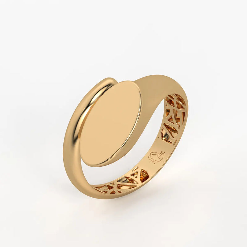 Oval Disc Statement Ladies Ring