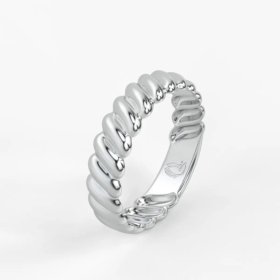 Ripple Band Ladies Ring