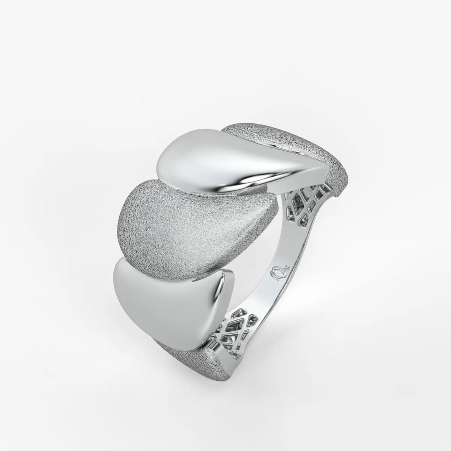 Trivexa Sculpted Leaf Statement Ring