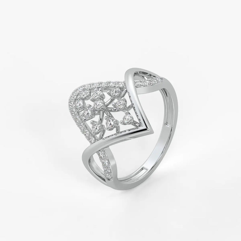 Elvaria Starspire Halo Ring