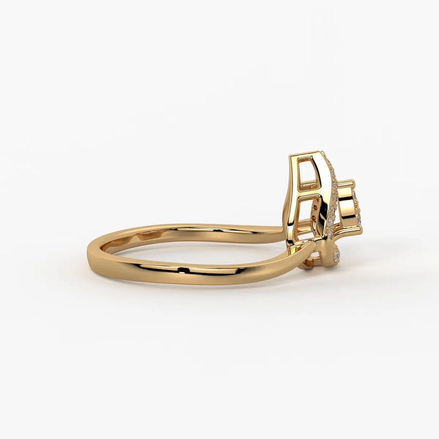 Triova Diamond Apex Halo Ring