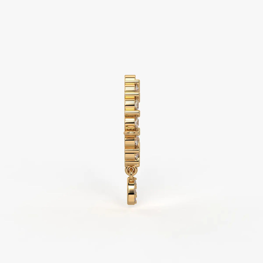 Crescent Curve Stud Nose Pin