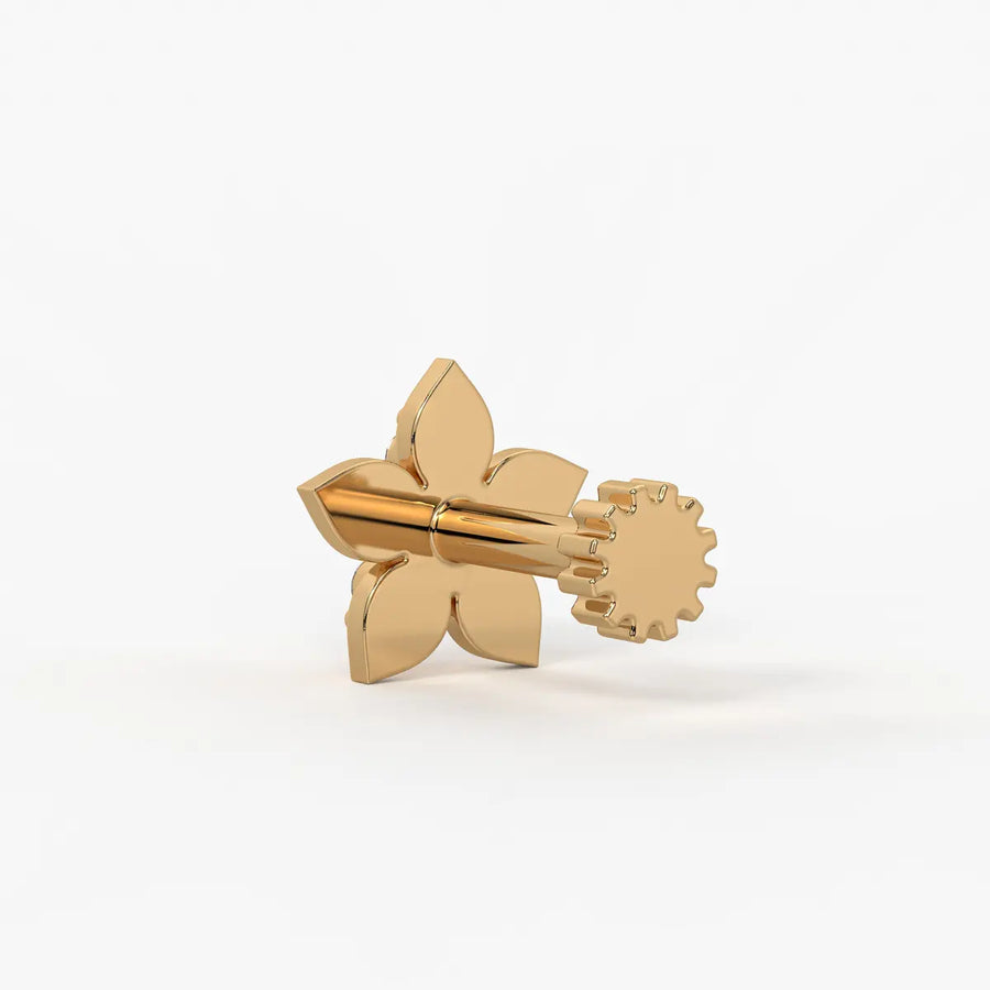 Petal Star Cluster Nose Pin
